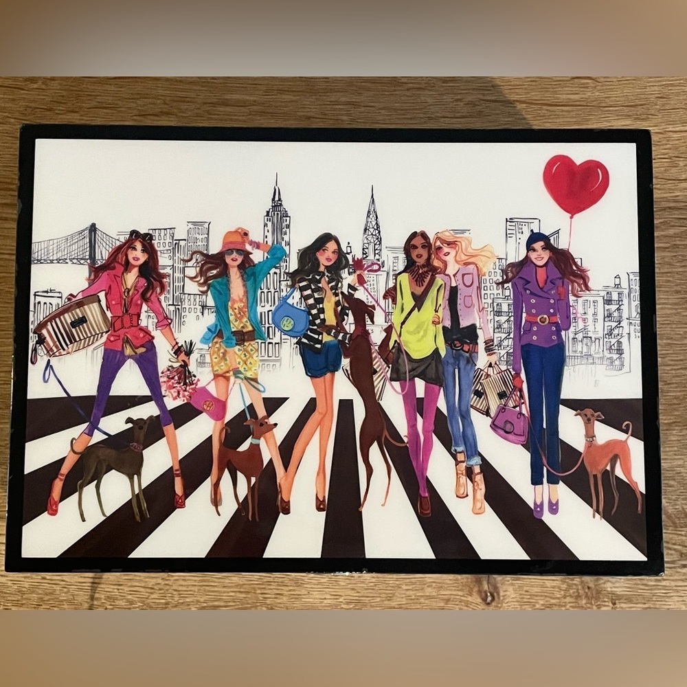 Henri Bendel Lacquered Wood Jewelry Box, w/trays, Izak Illustration, *no key - Picture 5 of 15